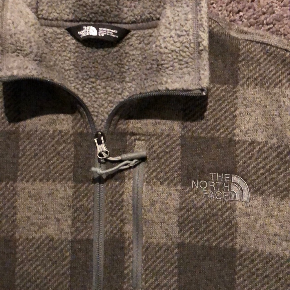 North face 1/4 zip pullover